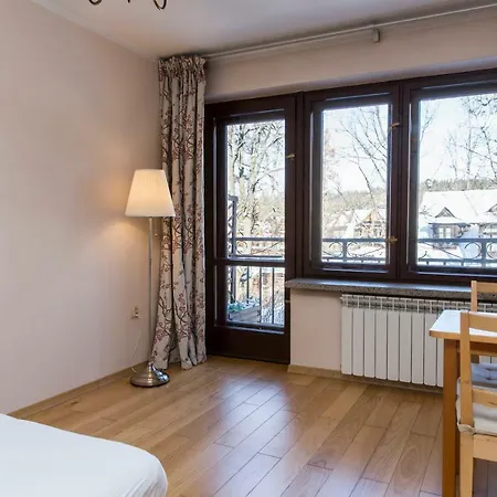 Apartment Udanypobyt Apartament Zamoyskiego Centrum *