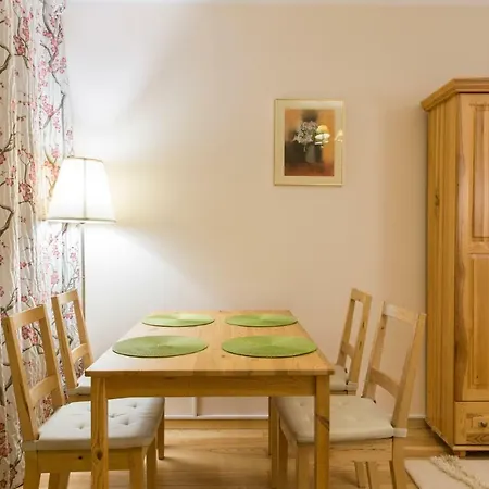 Udanypobyt Apartament Zamoyskiego Centrum Apartment